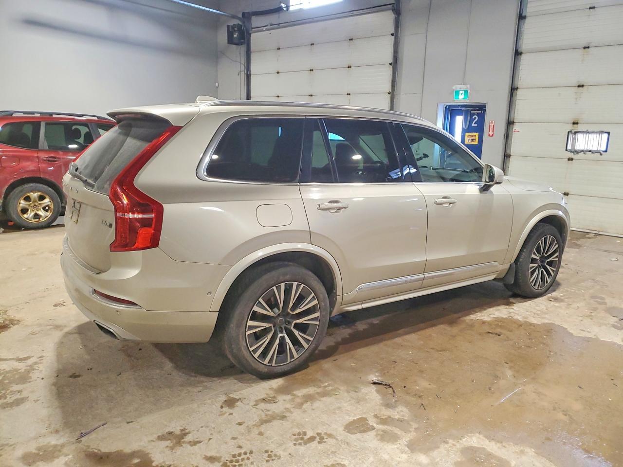 2016 Volvo Xc90 T6 - Фото 3