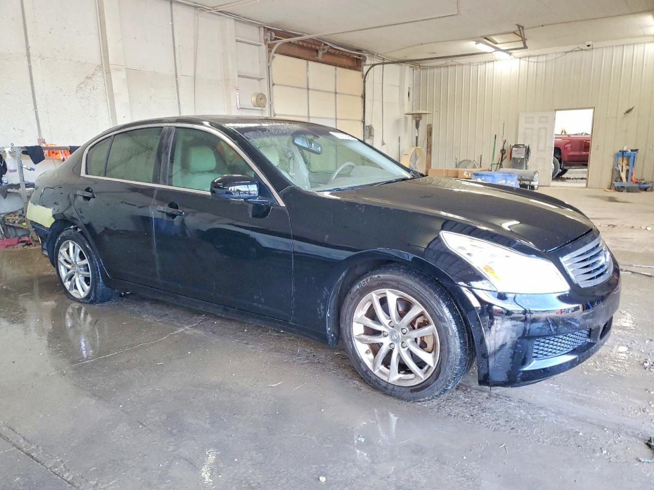 2009 Infiniti G37 - Image 4