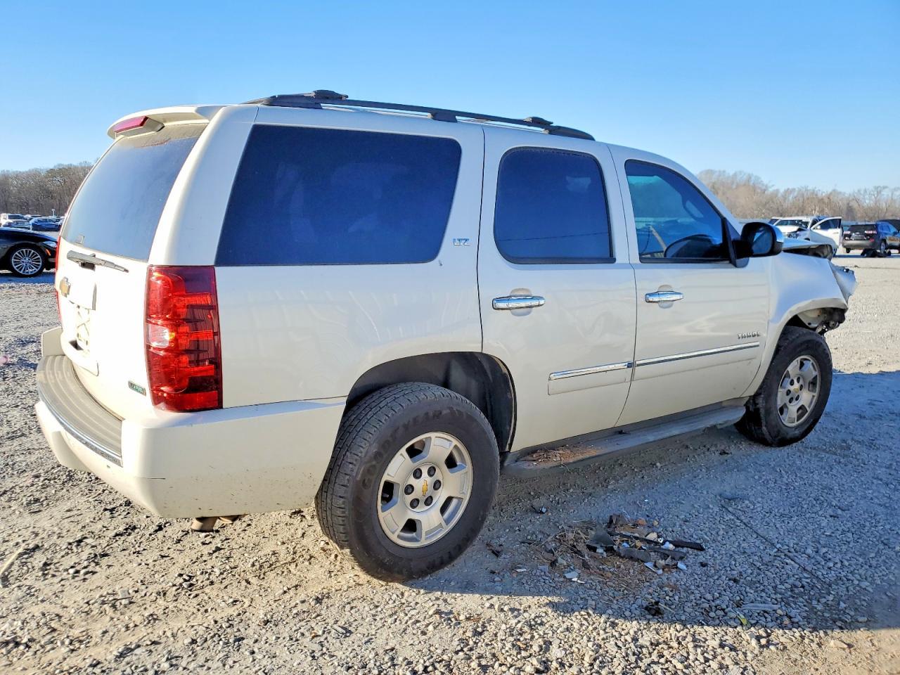 2011 Chevrolet Tahoe K1500 Ltz - Фото 3