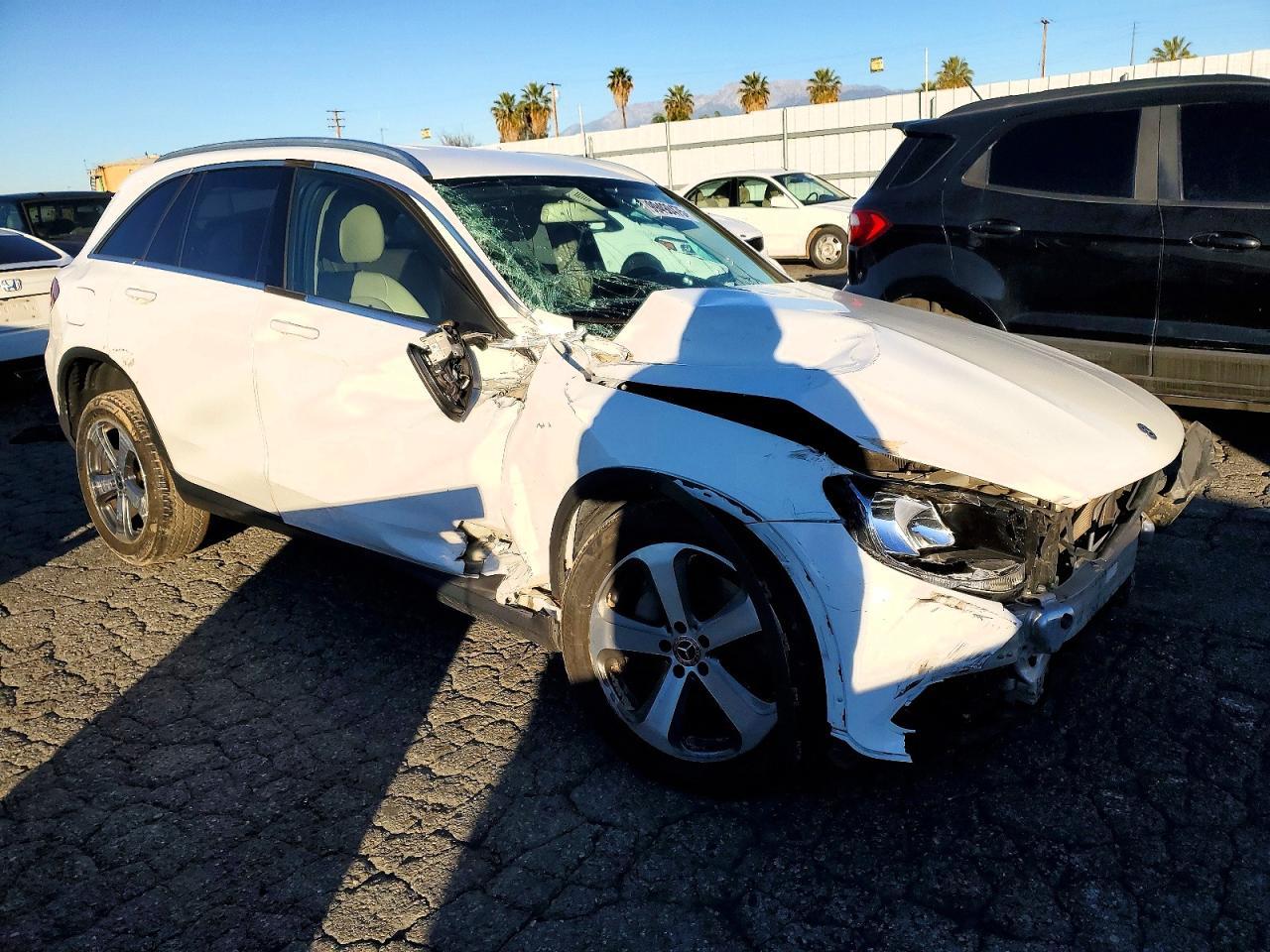 2019 Mercedes-Benz Glc 300 - Фото 4