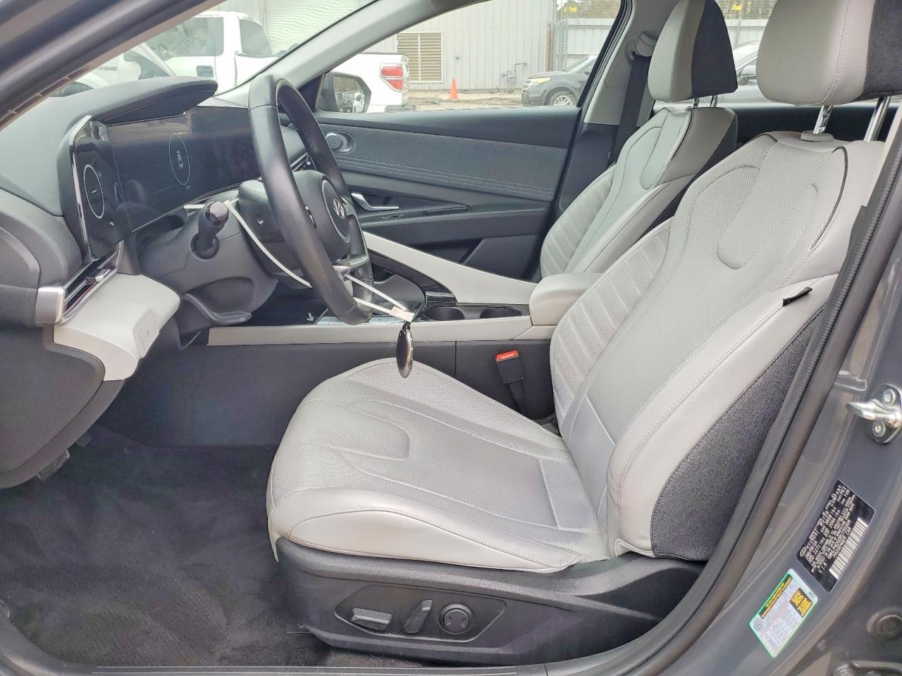 2024 Hyundai Elantra Limited - Фото 7