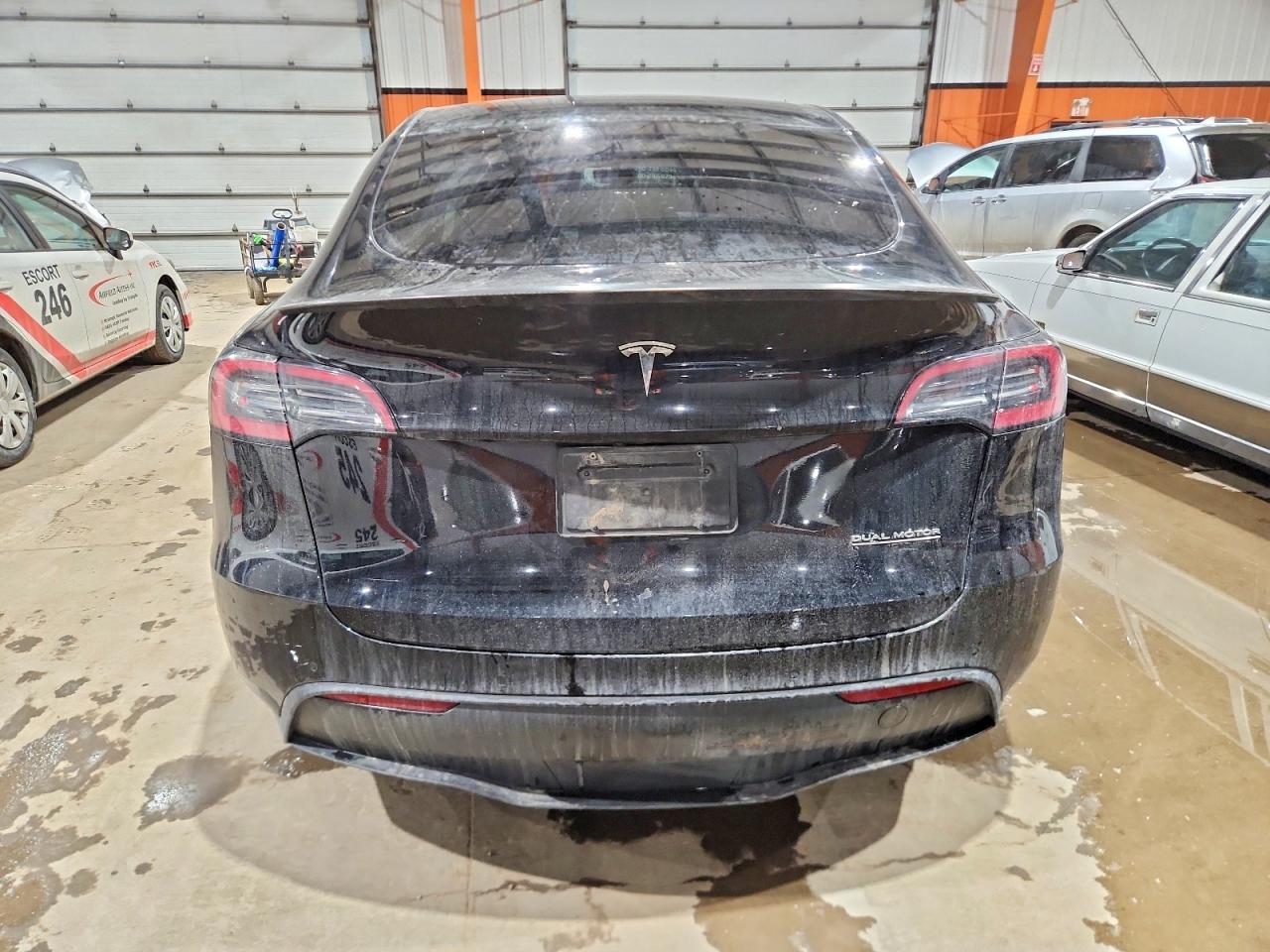 2022 Tesla Model Y - Image 6