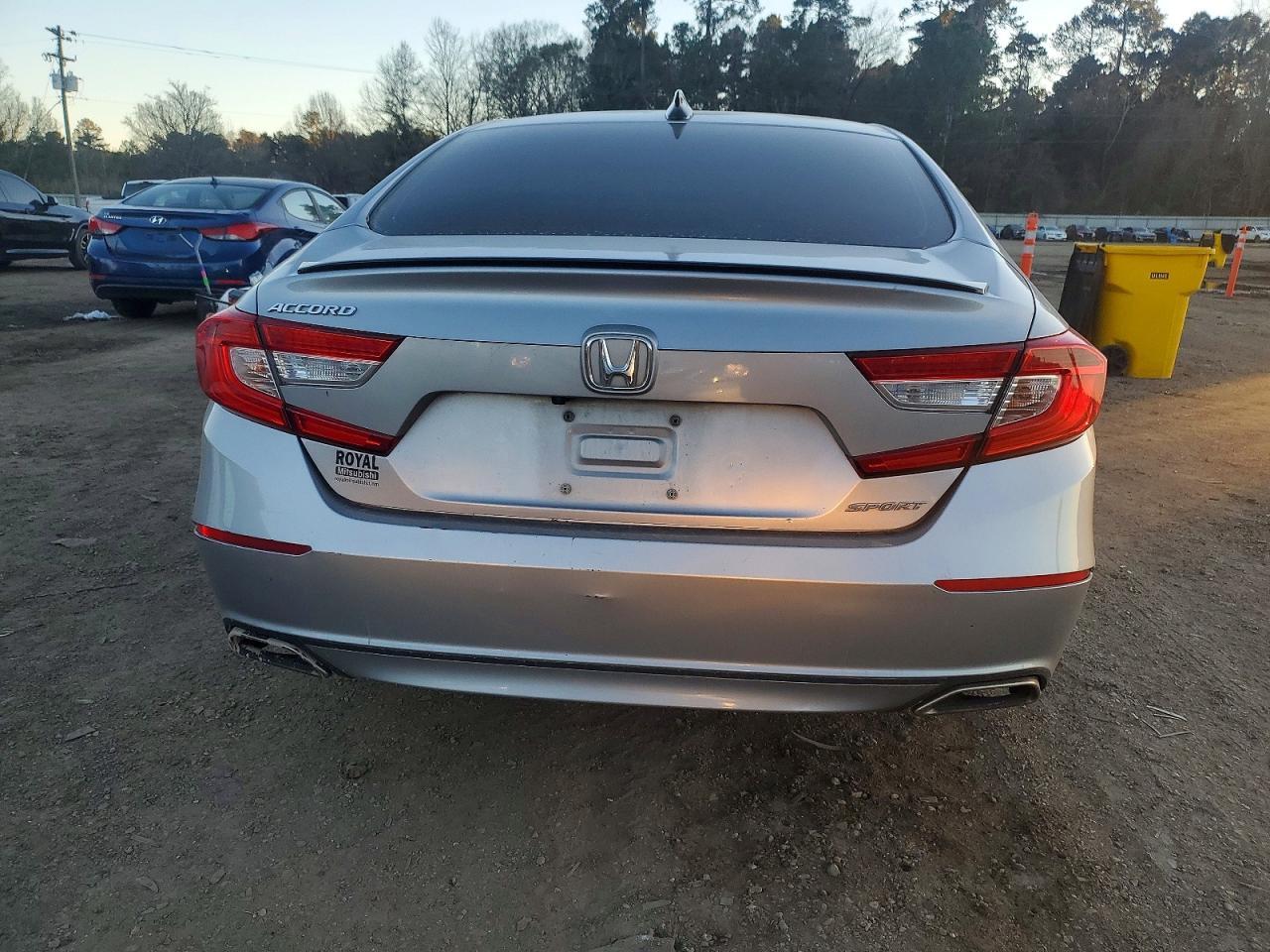 2021 Honda Accord Sport - Фото 6