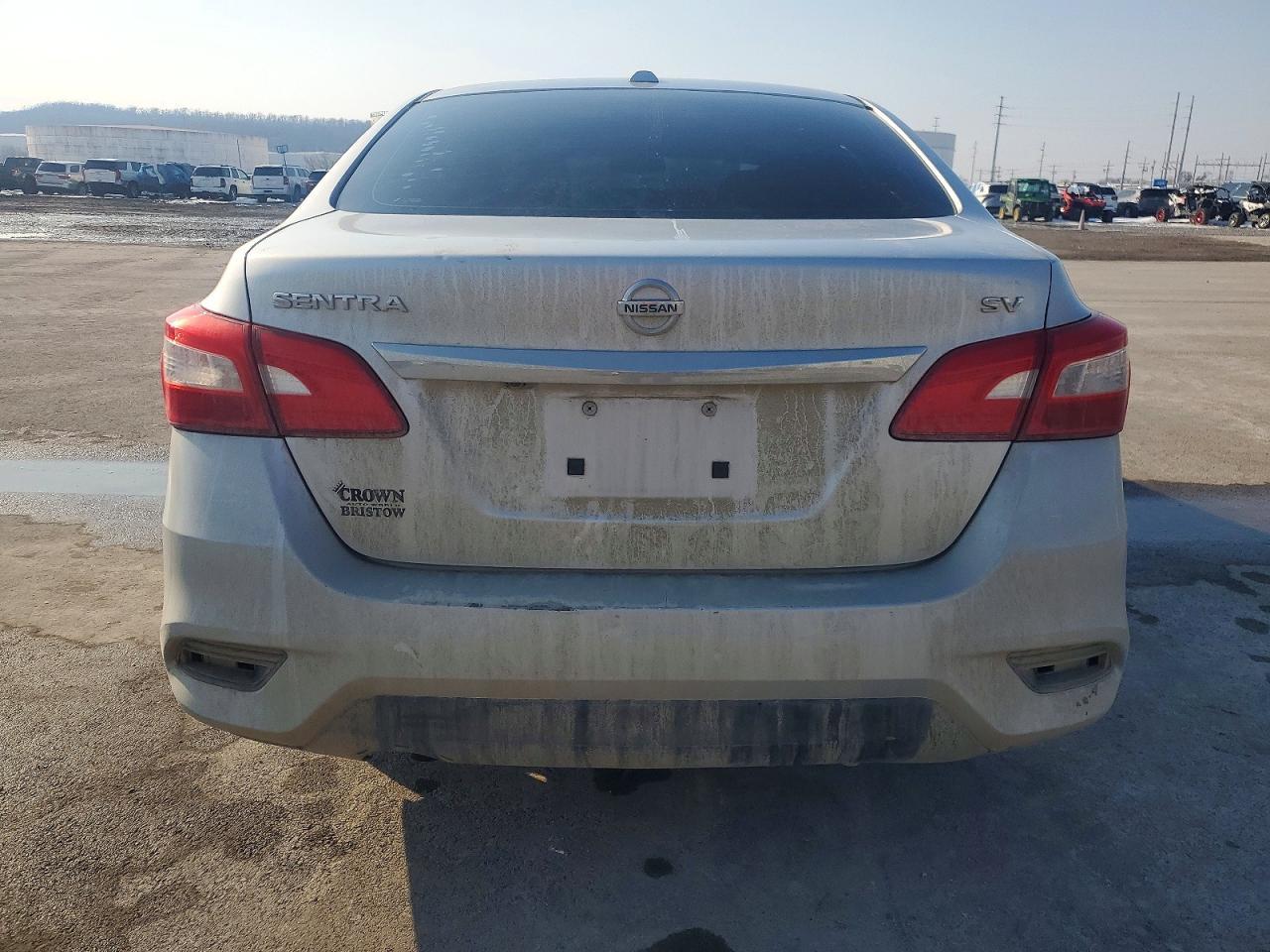 2017 Nissan Sentra - Image 6
