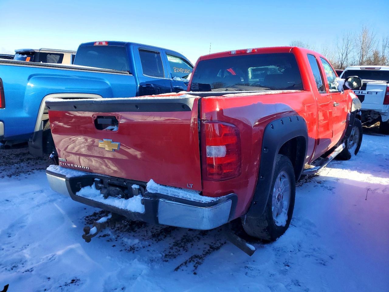 2011 Chevrolet Silverado K1500 Lt - Фото 3
