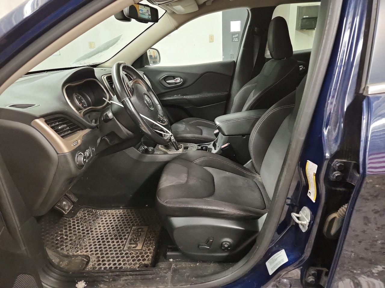 2015 Jeep Cherokee Latitude - Image 7