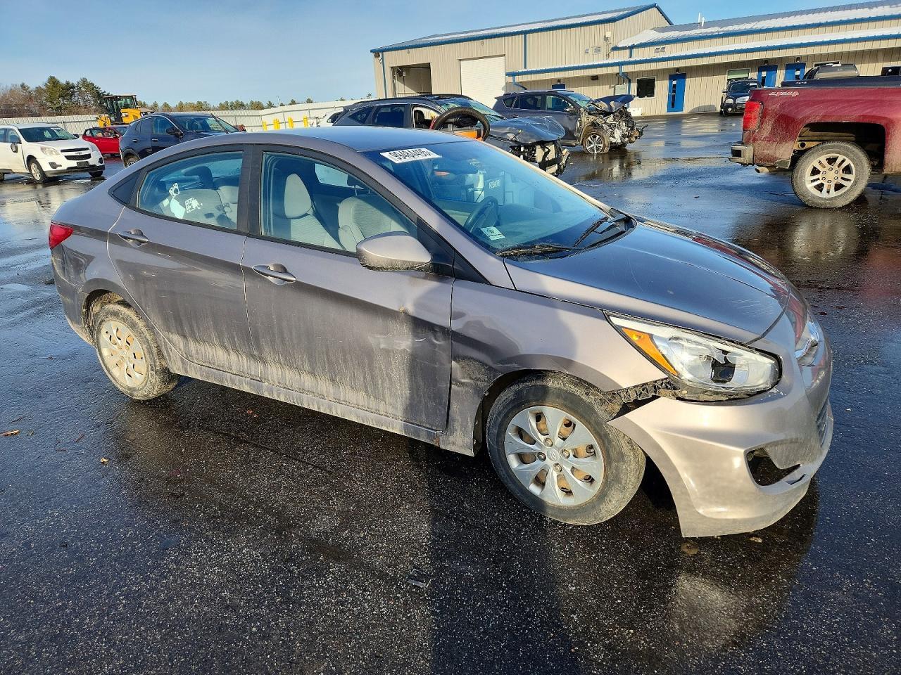 2017 Hyundai Accent Se - Фото 4