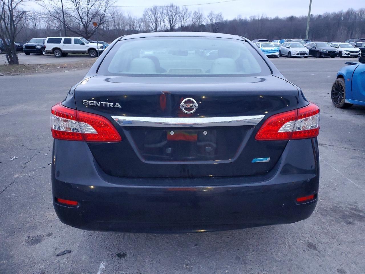2013 Nissan Sentra S - Фото 6