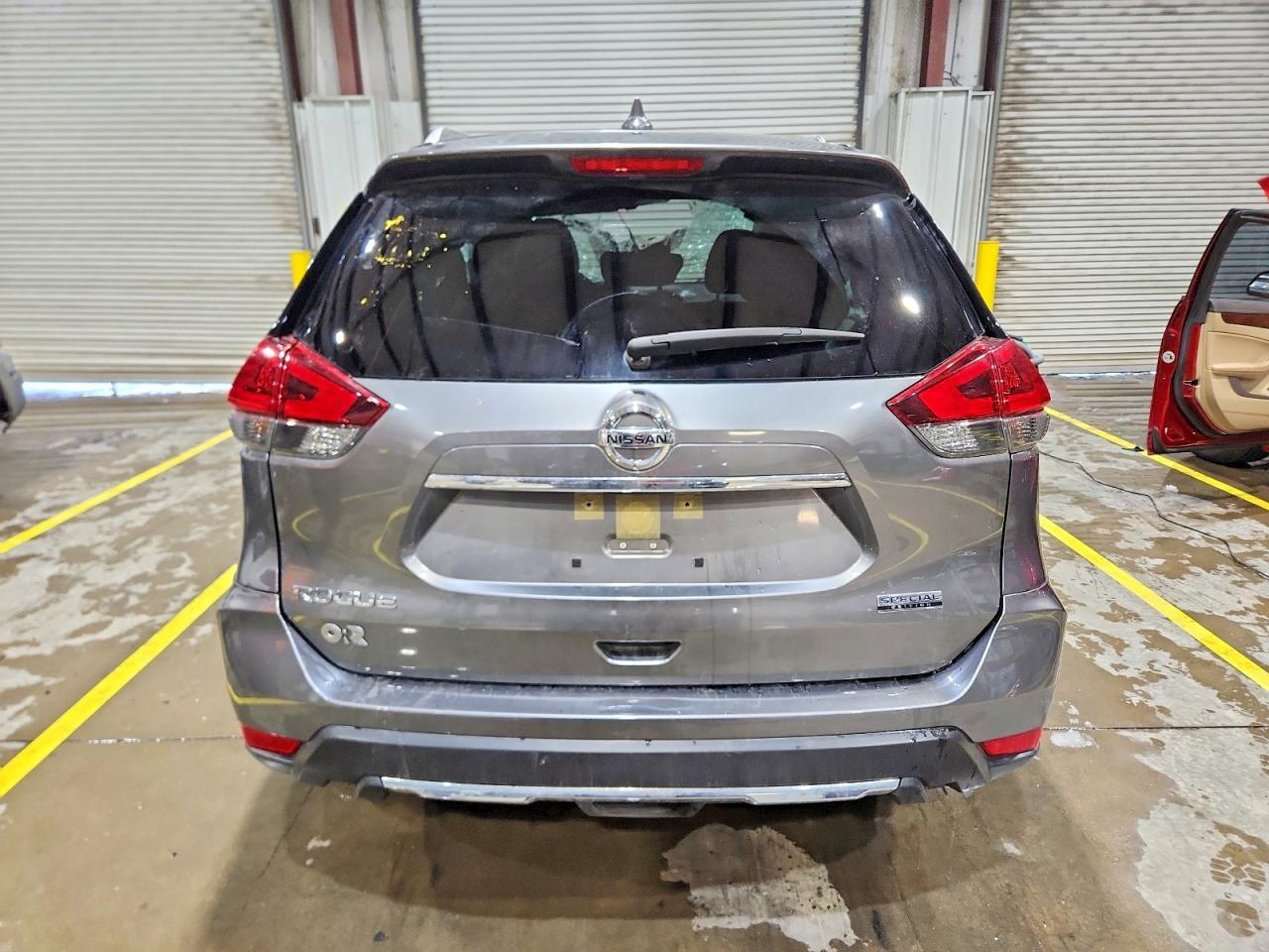 2020 Nissan Rogue S - Фото 6