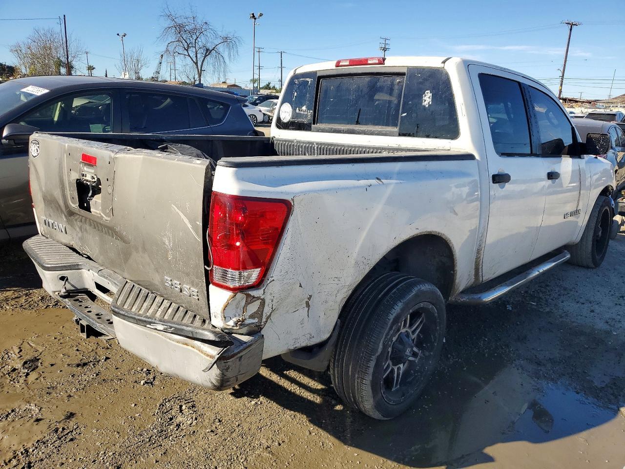 2008 Nissan Titan Xe - Image 3