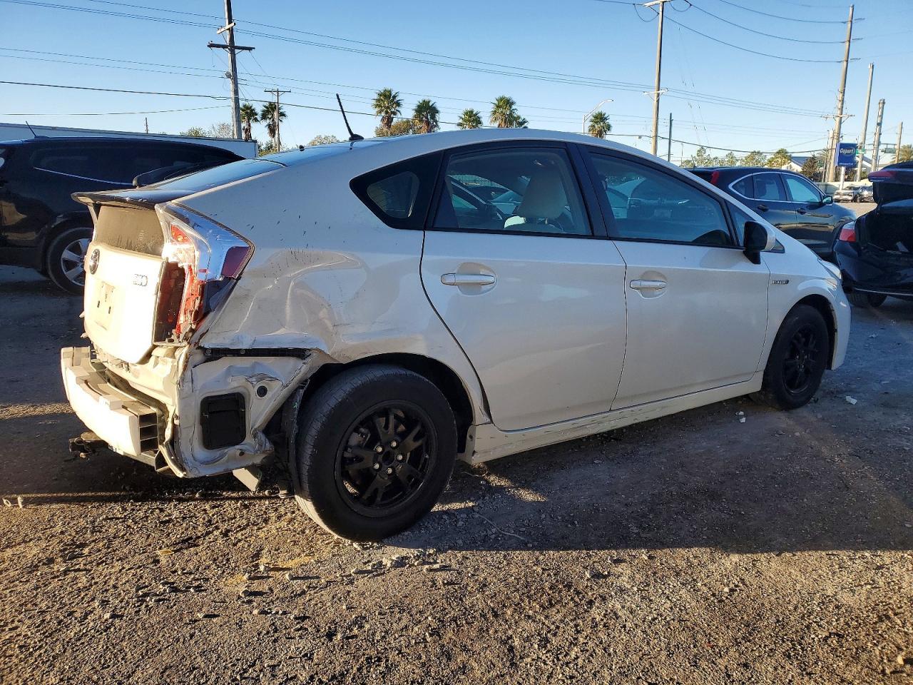 2012 Toyota Prius - Фото 3