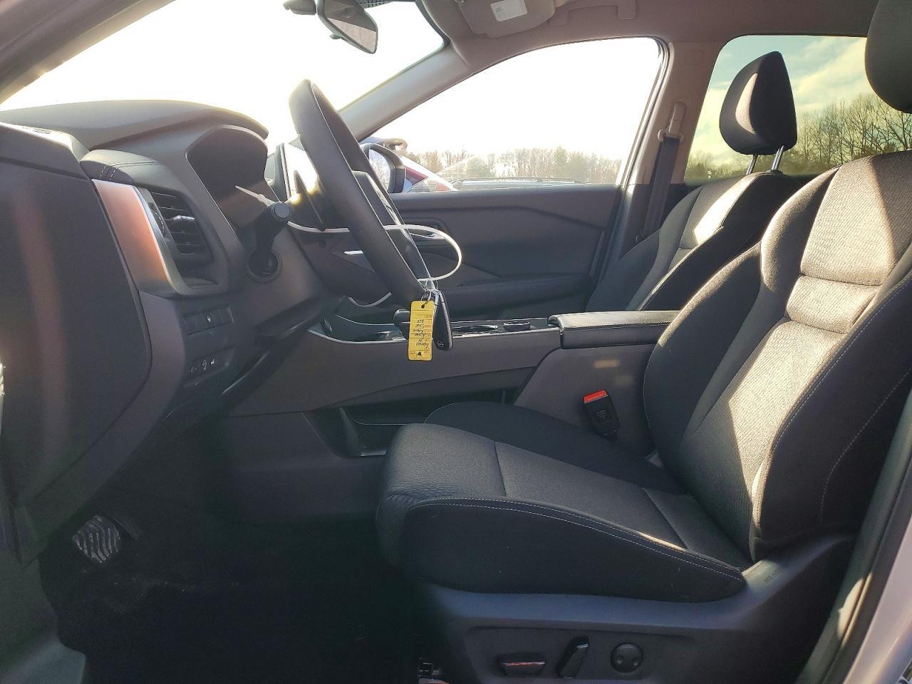 2024 Nissan Rogue Sv - Фото 7