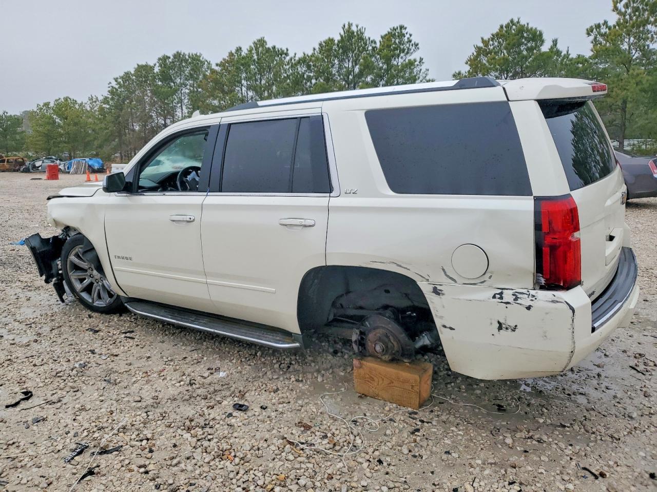 2015 Chevrolet Tahoe K1500 Ltz - Image 2