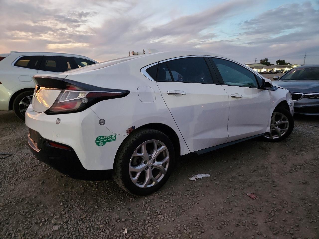 2016 Chevrolet Volt Ltz - Фото 3