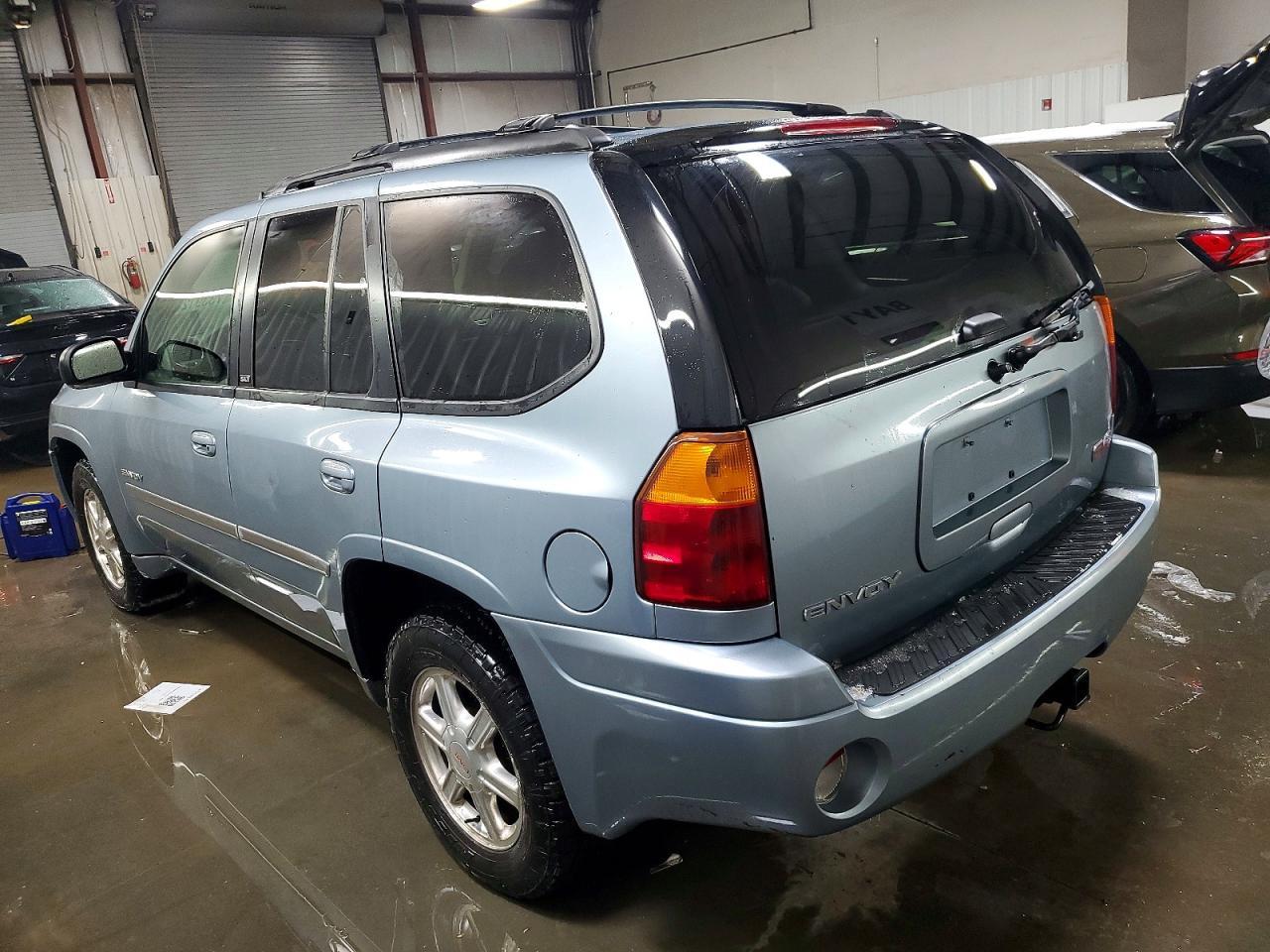 2006 GMC Envoy - Image 2