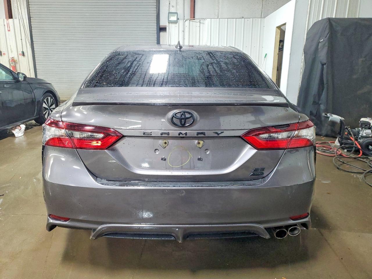 2023 Toyota Camry Se Night Shade - Image 6