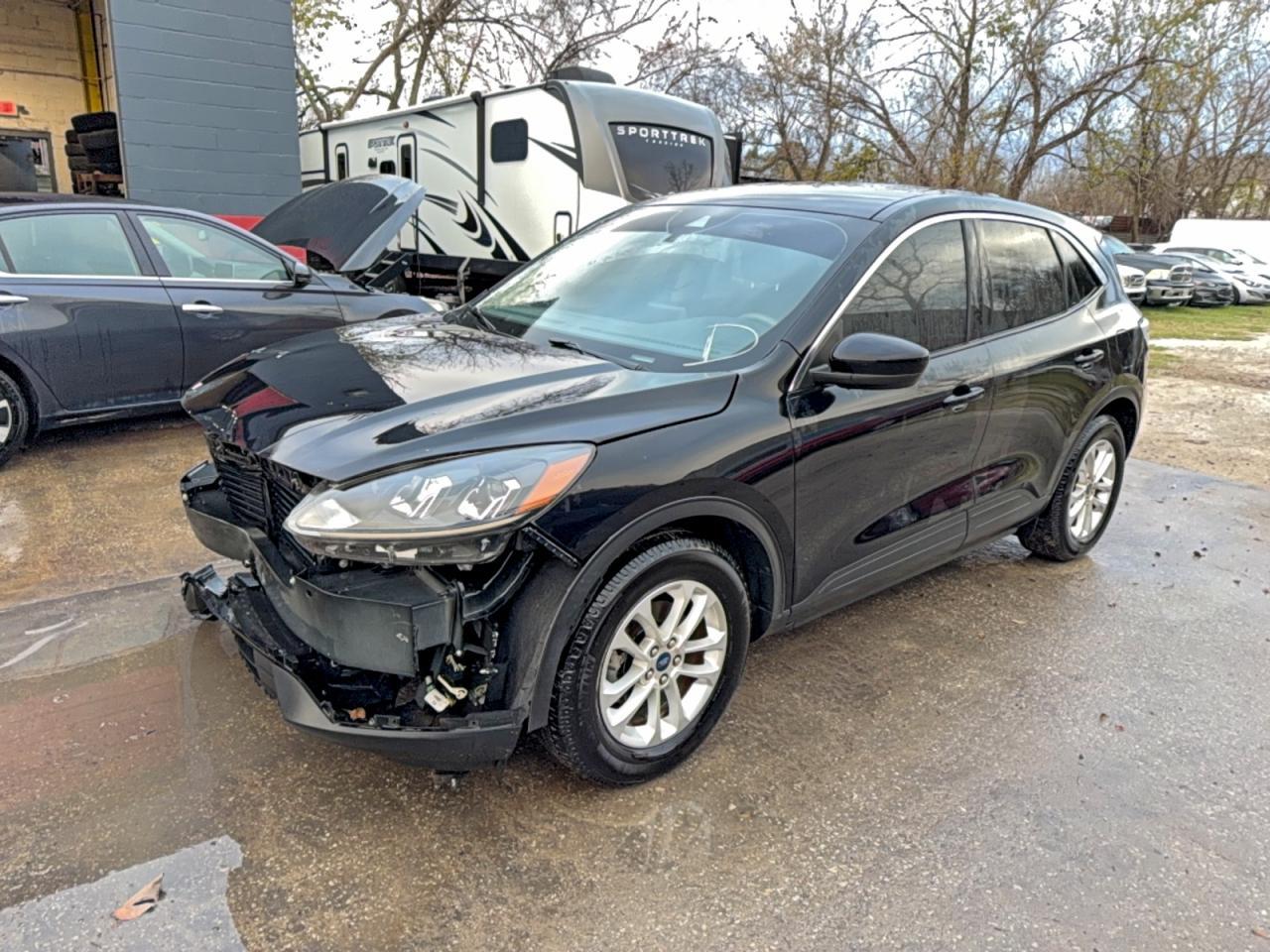 2020 Ford Escape Se - Фото 2