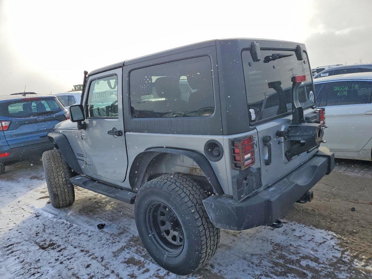 2014 Jeep Wrangler Sport - Фото 2