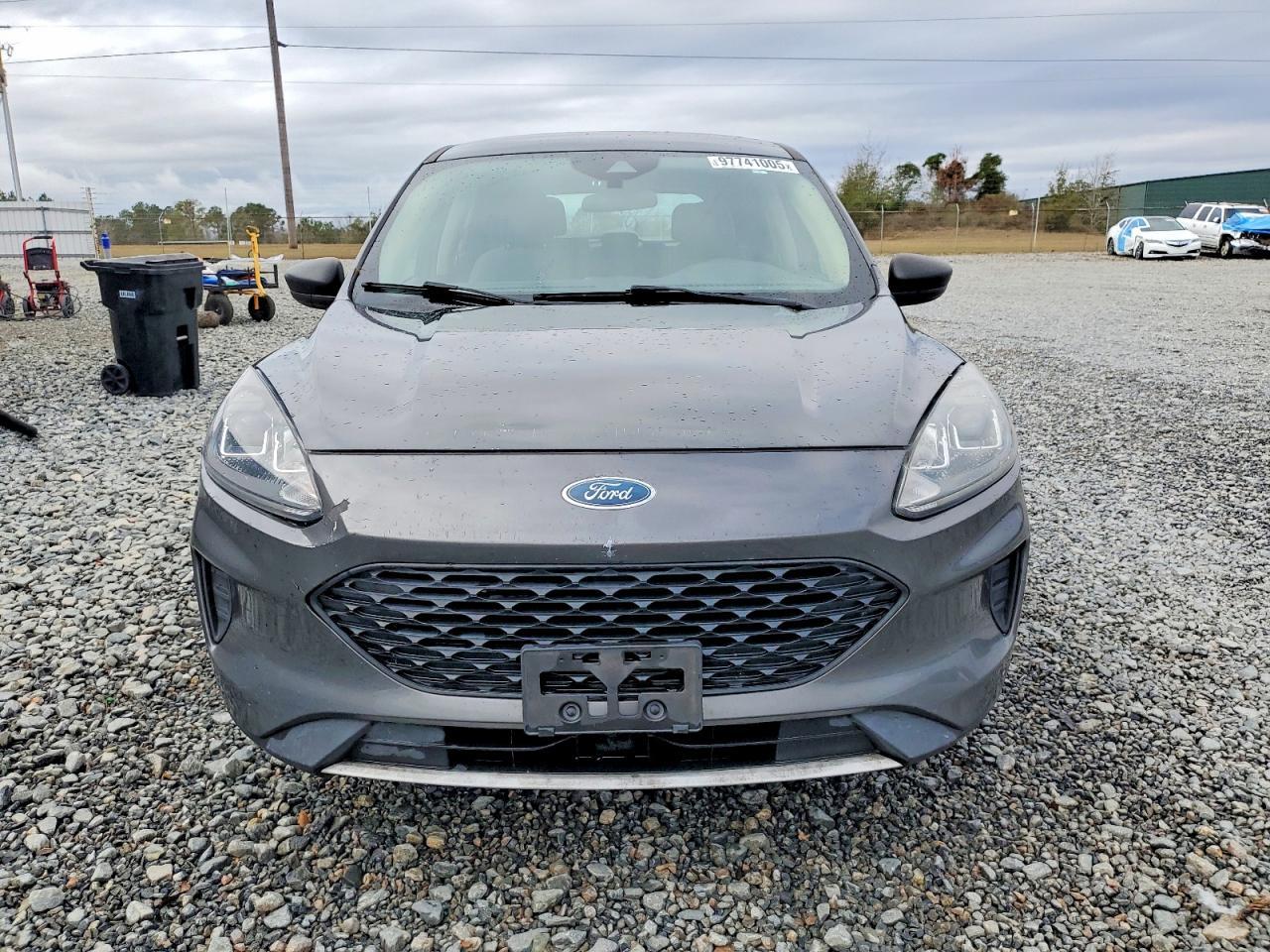 2020 Ford Escape S - Image 5