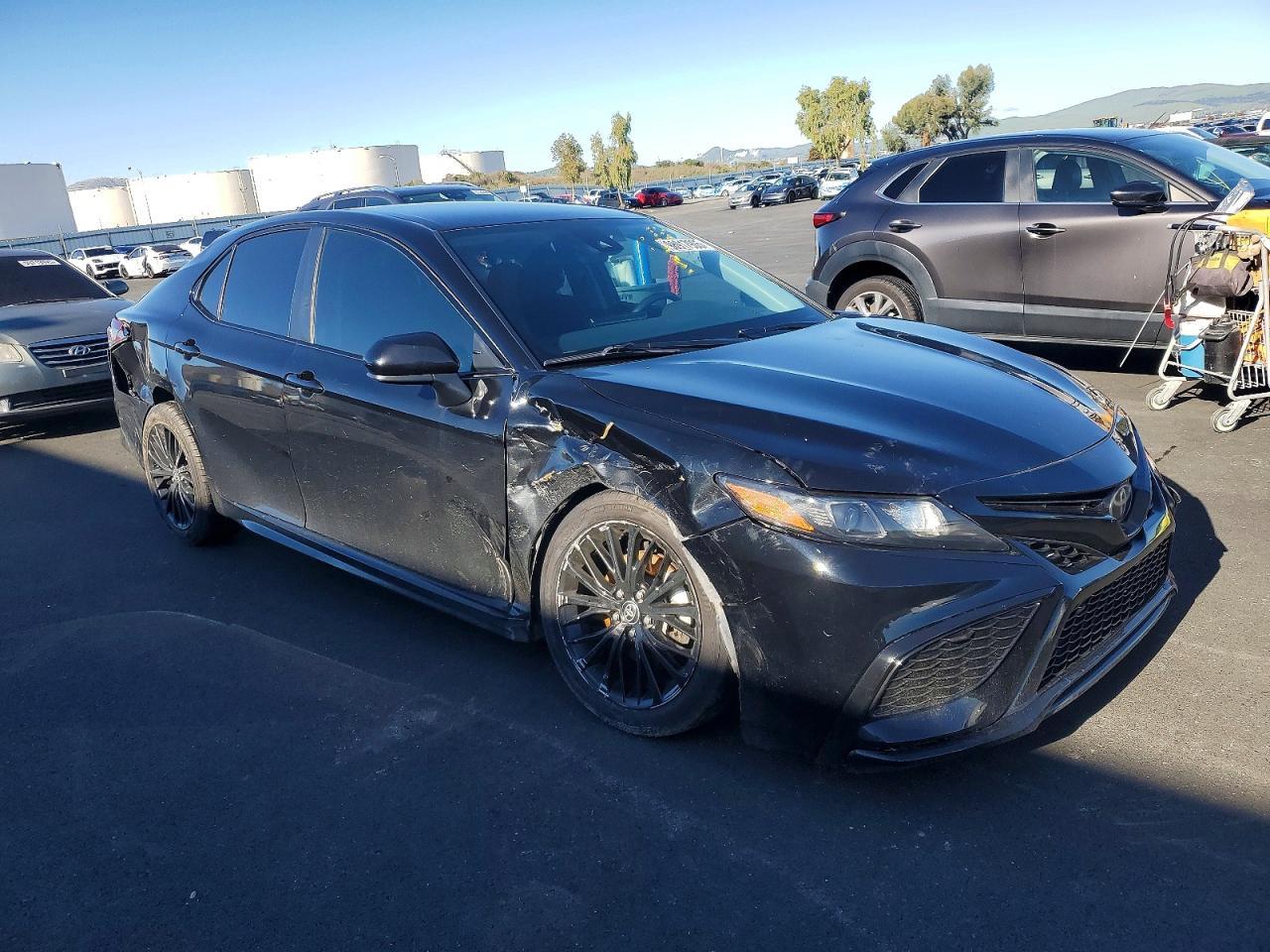 2021 Toyota Camry Se Nightshade - Фото 4