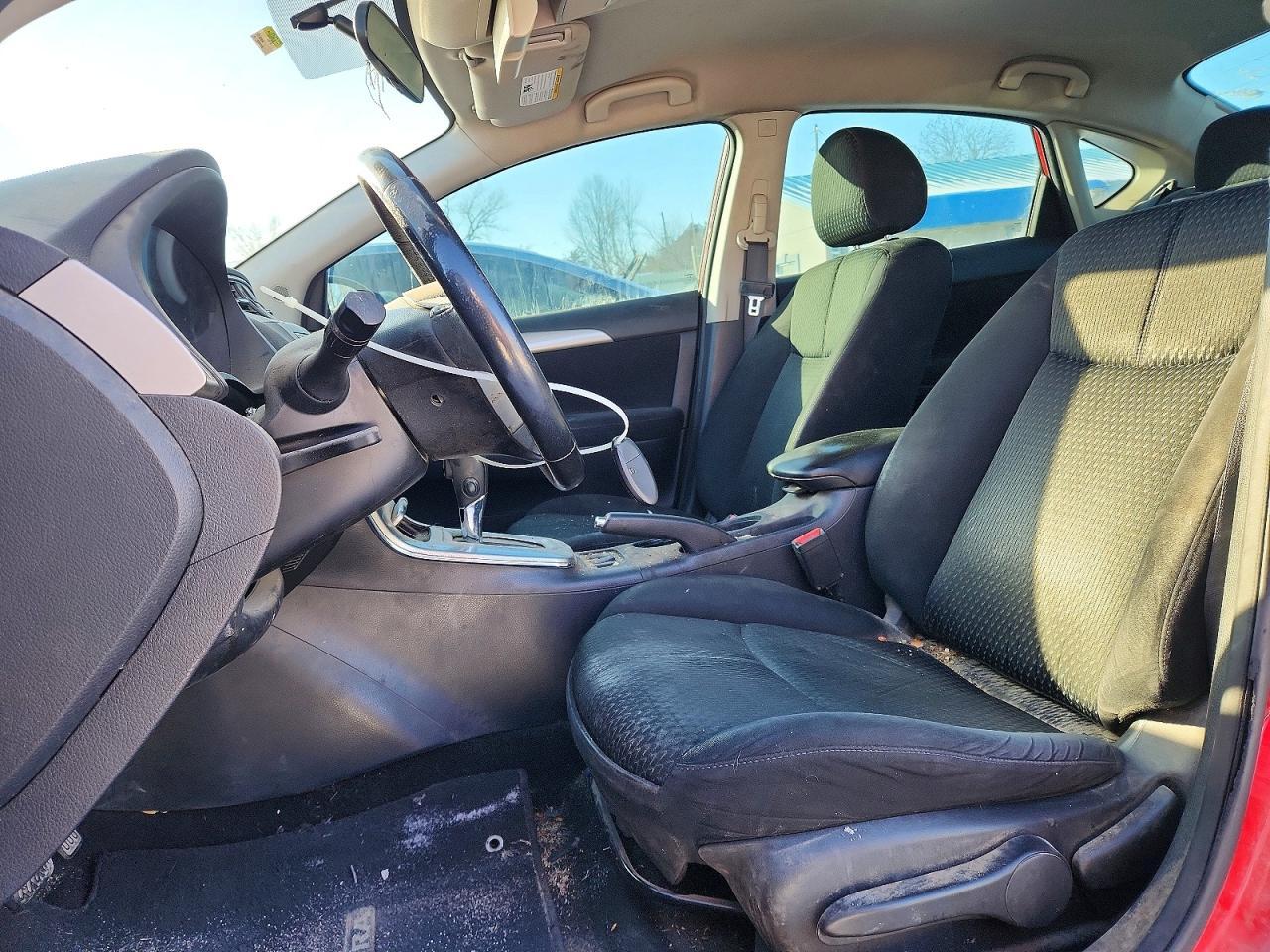 2015 Nissan Sentra S - Image 7