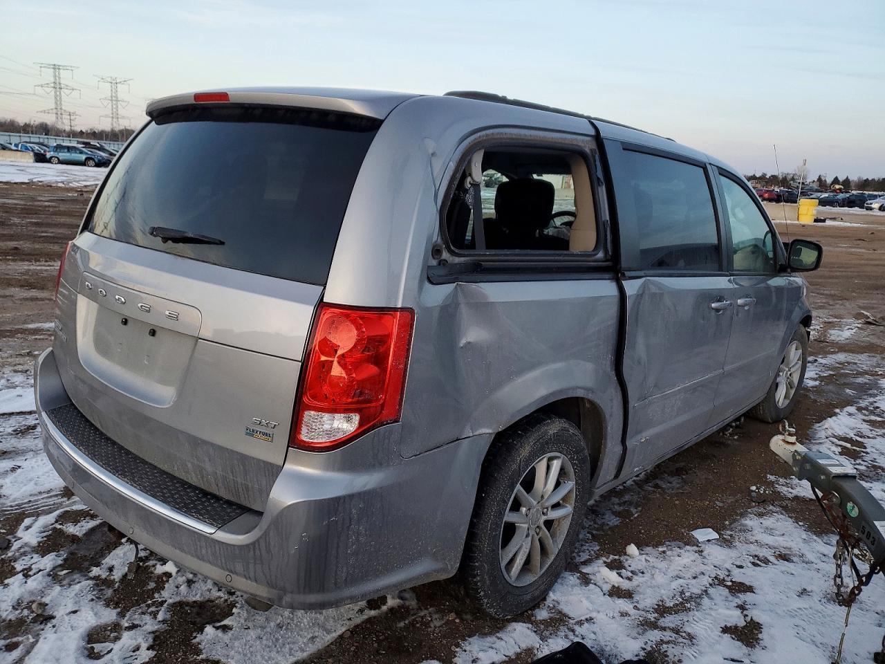 2016 Dodge Grand Caravan Sxt - Image 3