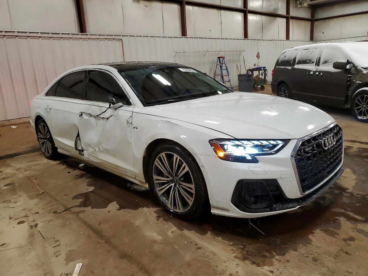 2024 Audi A8 L - Фото 4