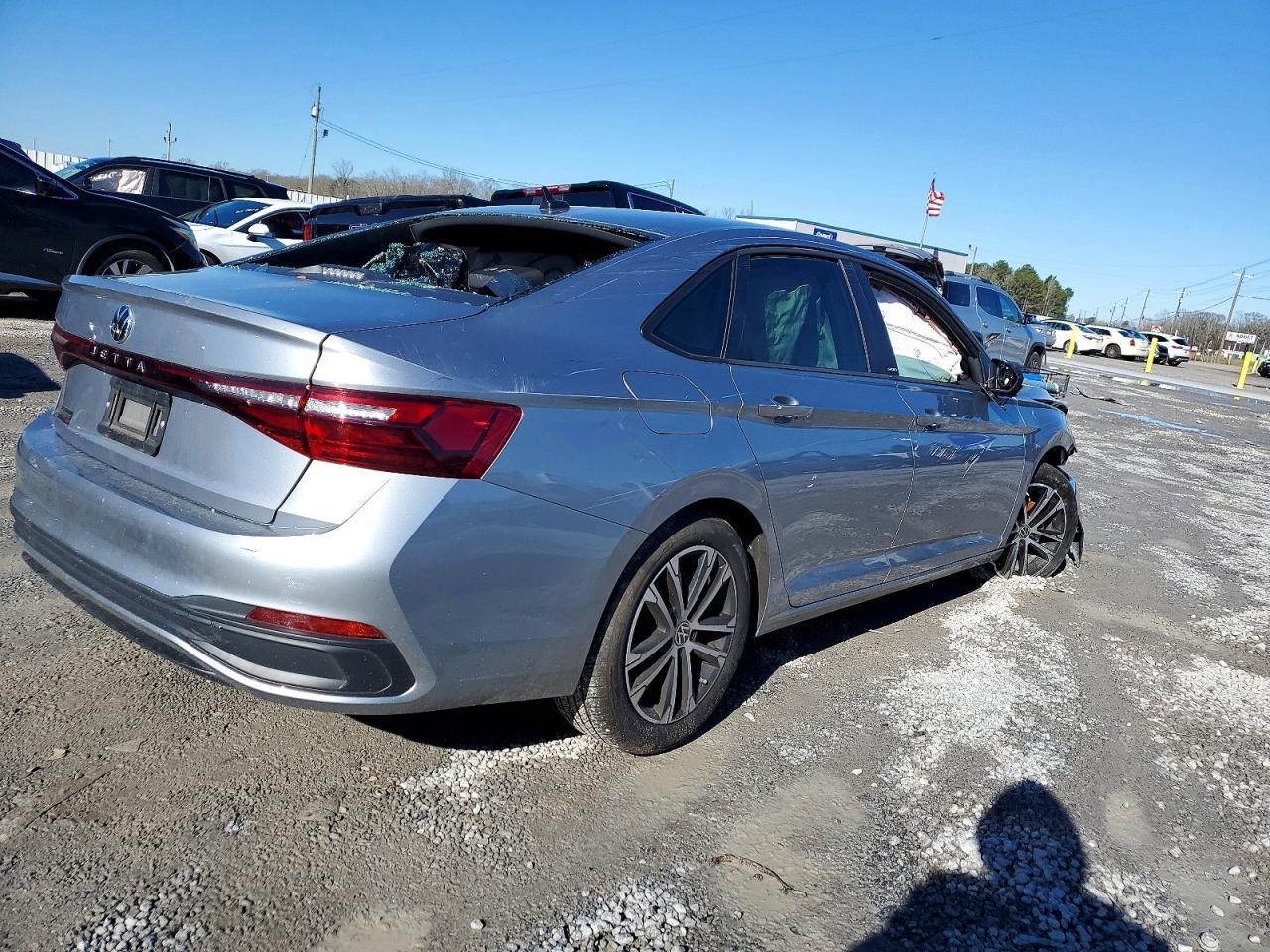 2025 Volkswagen Jetta Sport - Image 3