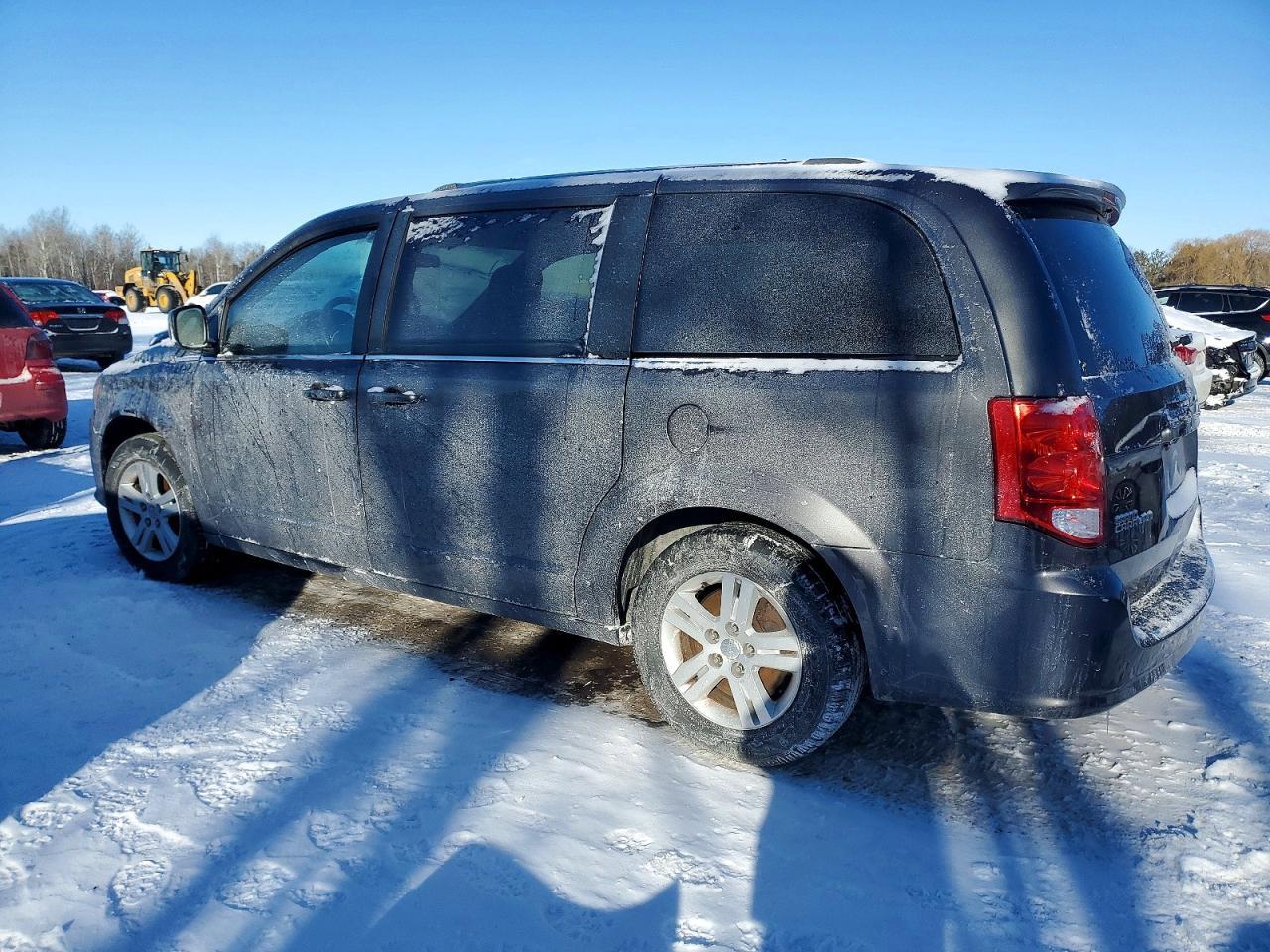 2018 Dodge Grand Caravan Crew - Image 2