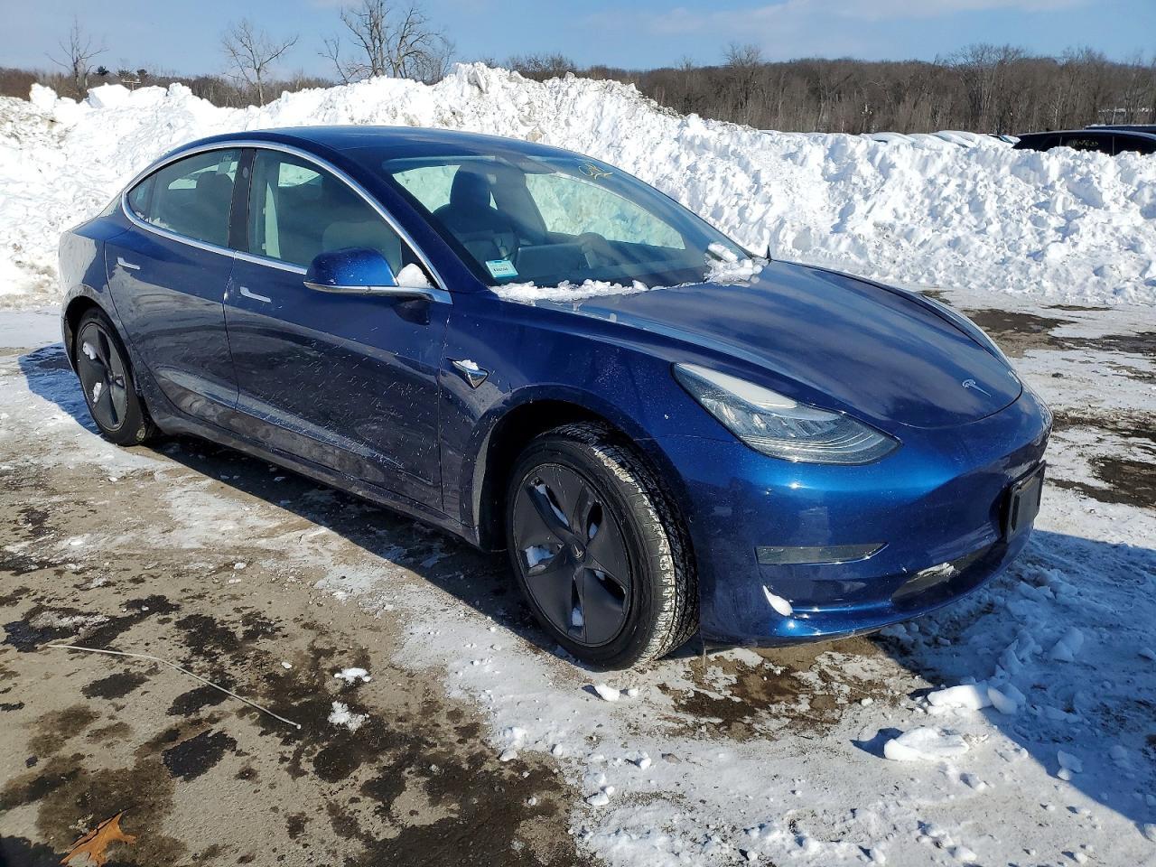 2019 Tesla Model 3 - Image 4