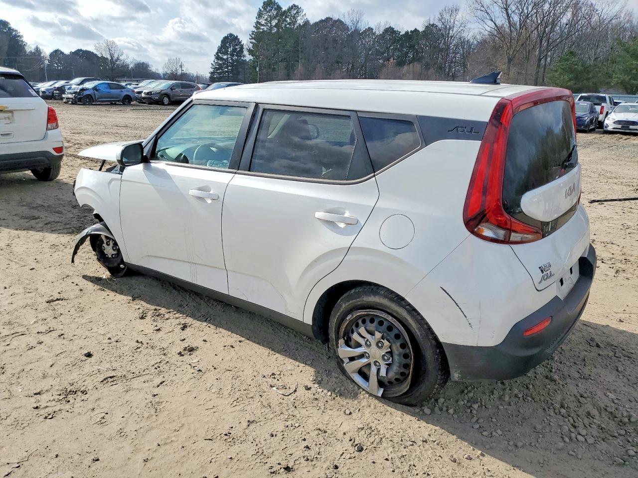 2022 Kia Soul Lx - Фото 2