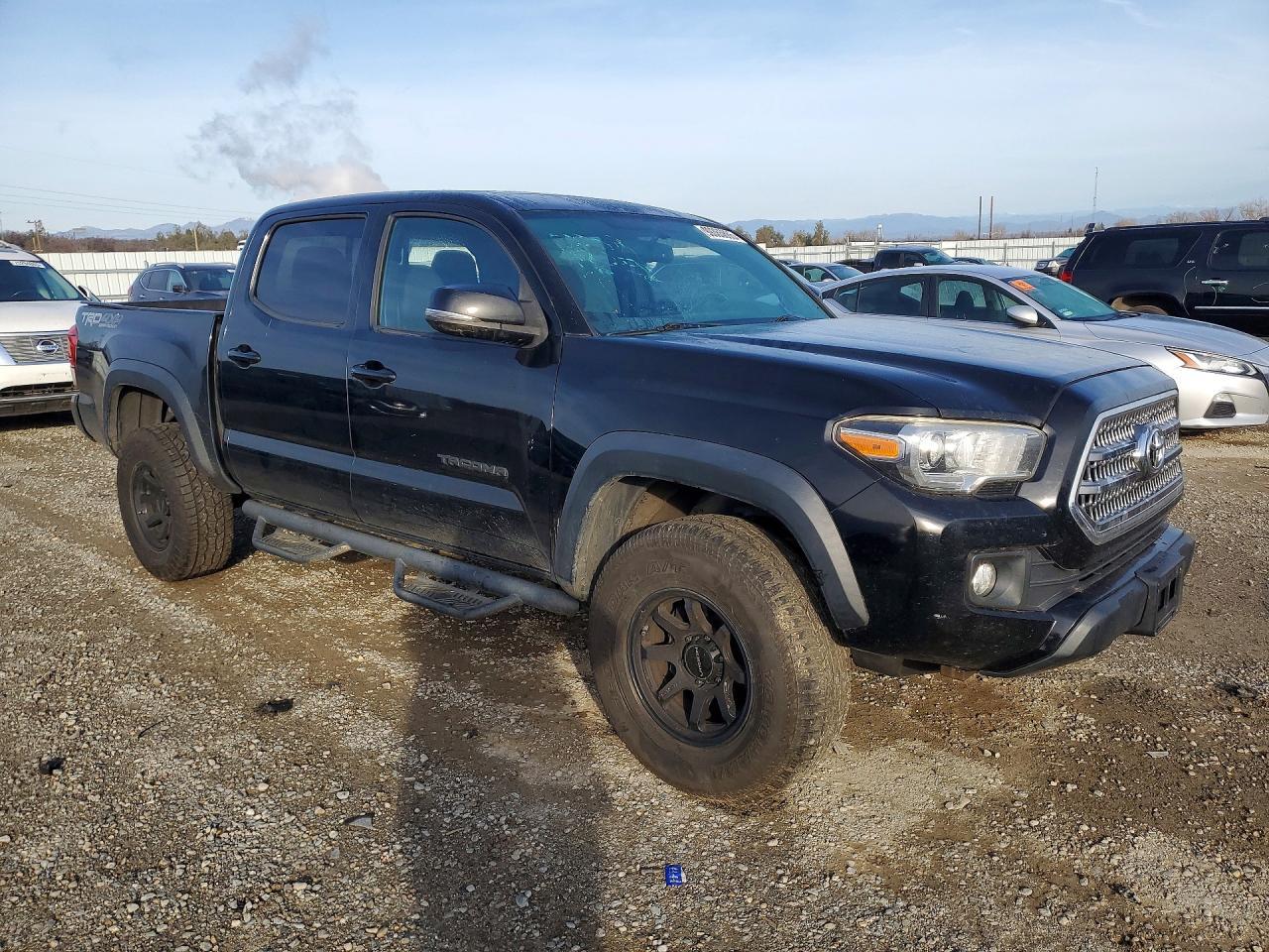 2016 Toyota Tacoma Double Cab - Фото 4