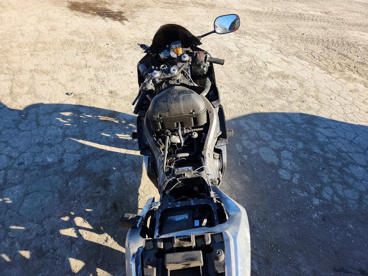 2003 Yama Yzfr6 L - Image 6