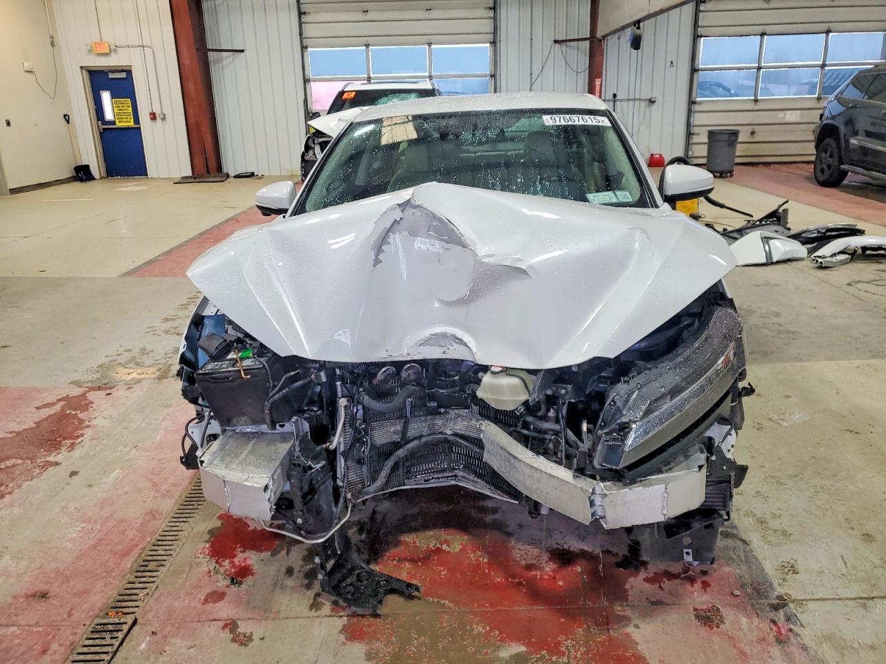 2018 Honda Clarity Touring - Image 5