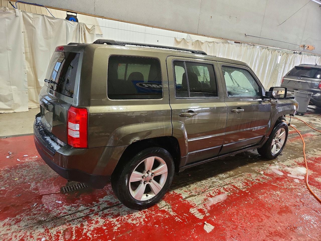 2016 Jeep Patriot Sport - Фото 3