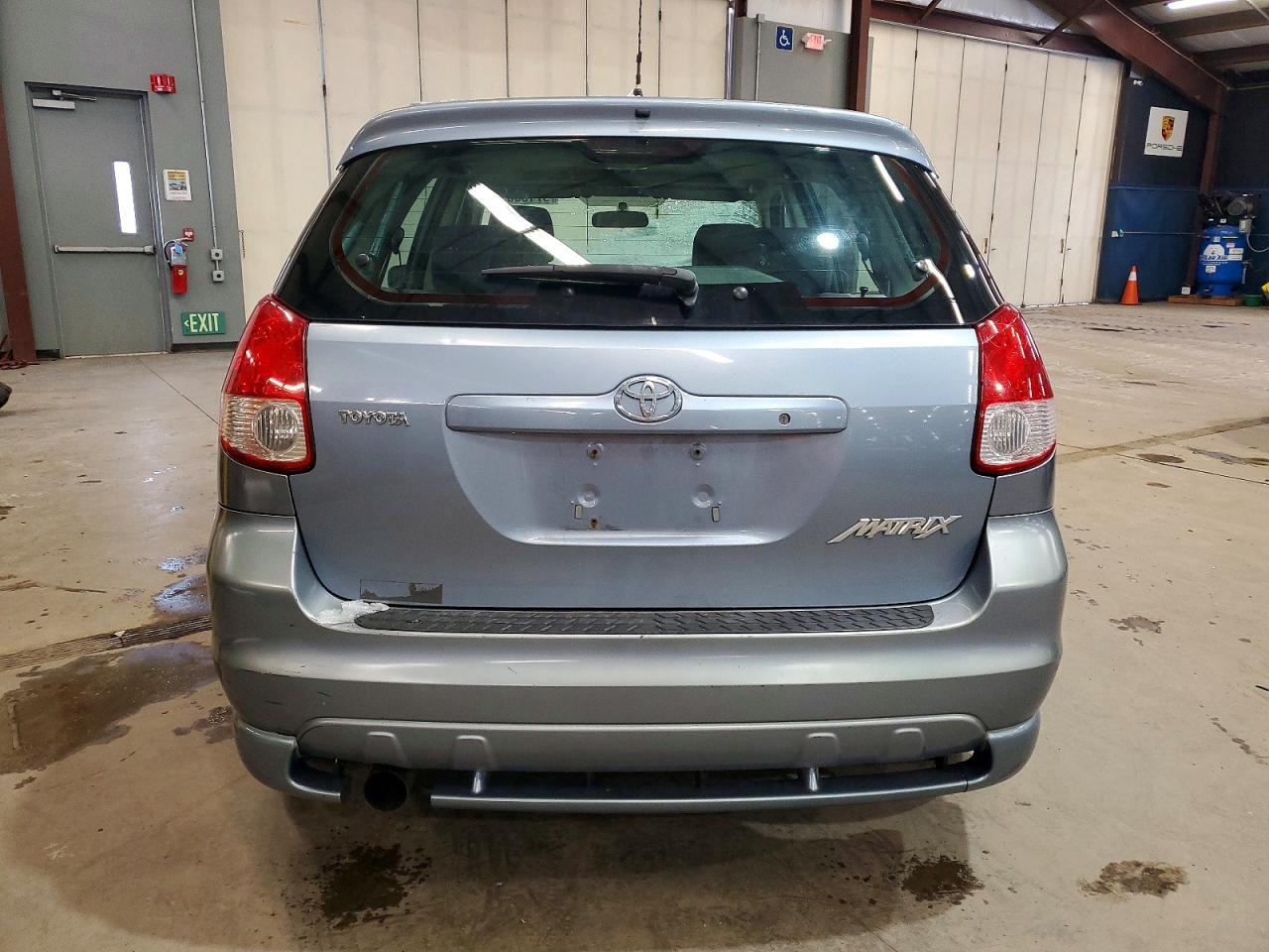 2003 Toyota Corolla Matrix Xr - Image 6