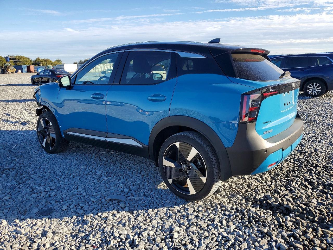 2025 Nissan Kicks Sr - Фото 2