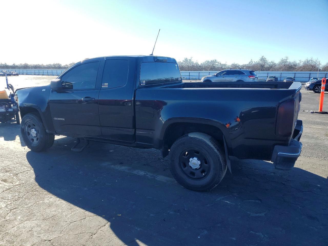 2018 Chevrolet Colorado - Image 2