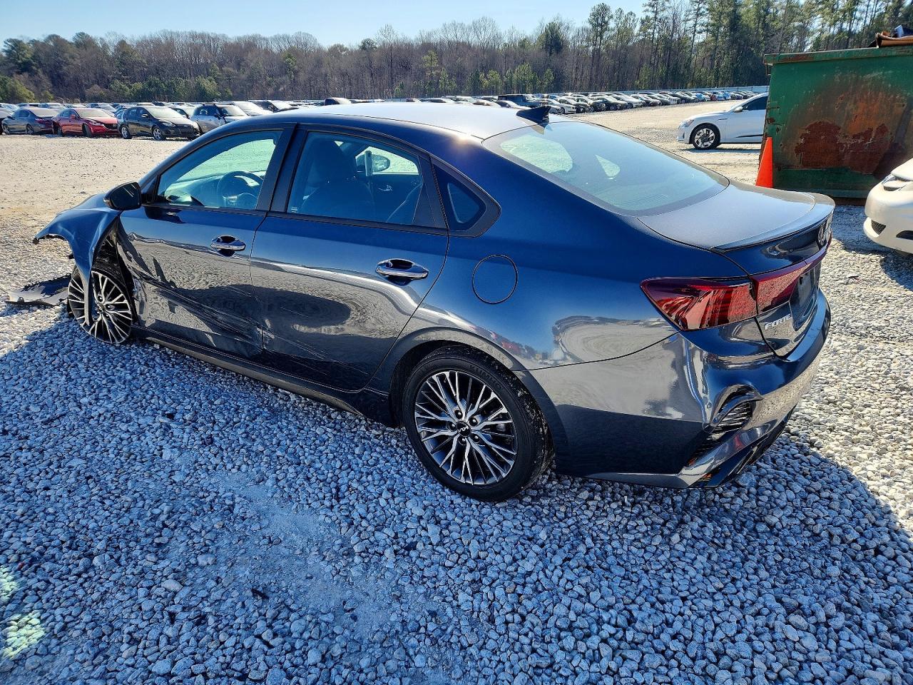 2022 Kia Forte Gt Line - Фото 2