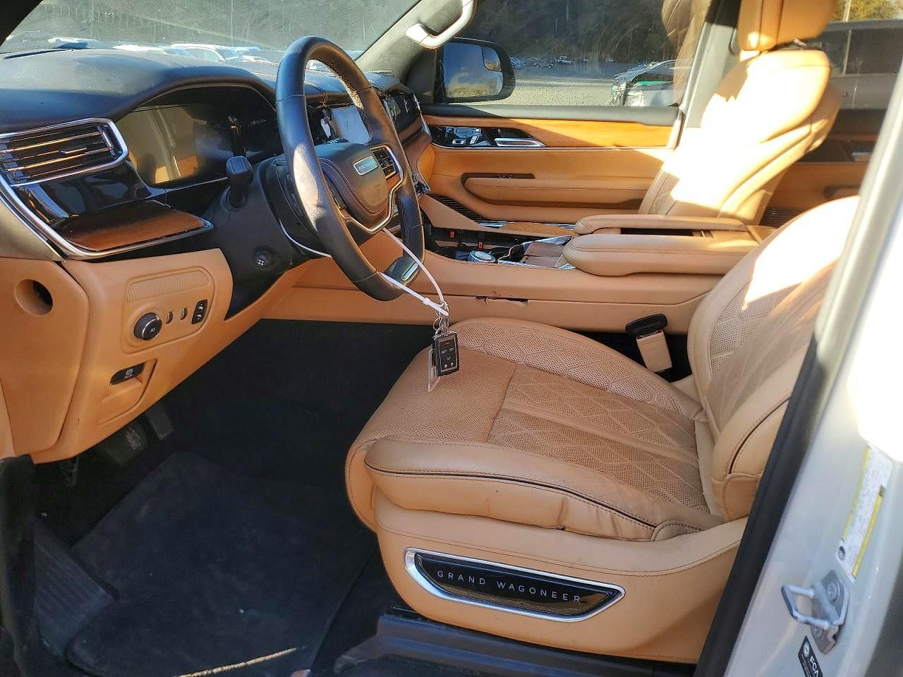 2022 Jeep Grand Wagoneer Series Iii - Image 7