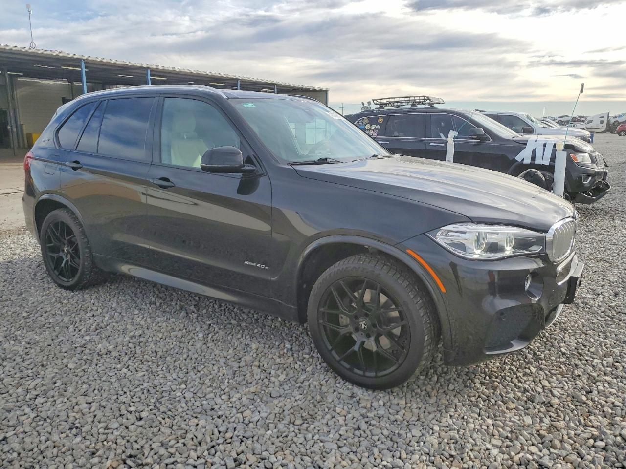 2018 BMW X5 Xdr40E - Image 4