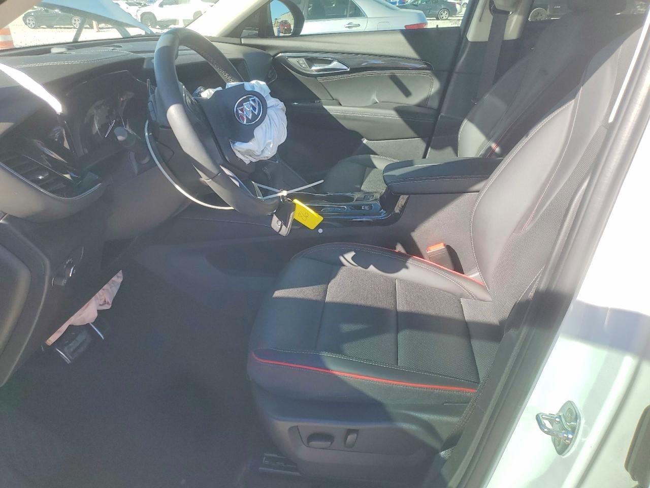 2023 Buick Envision Essence - Image 7