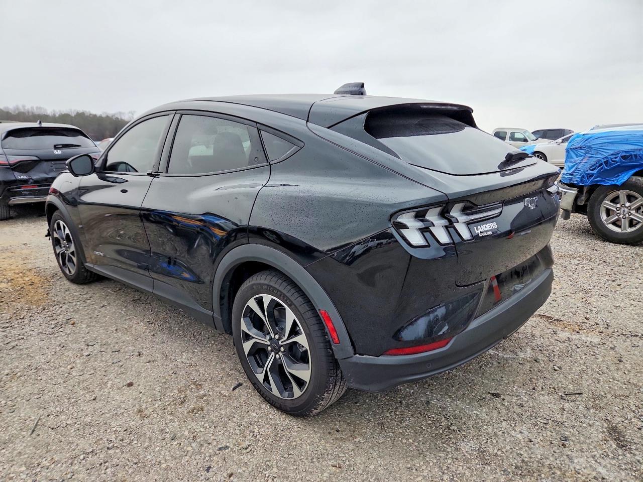 2025 Ford Mustang Mach-E Select - Фото 2