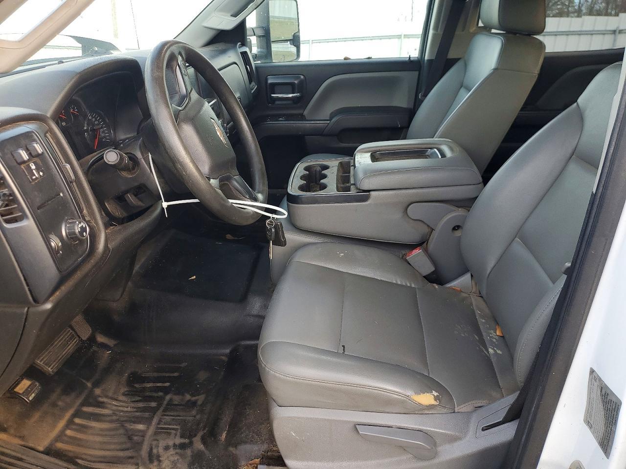 2018 Chevrolet Silverado C3500 - Image 7