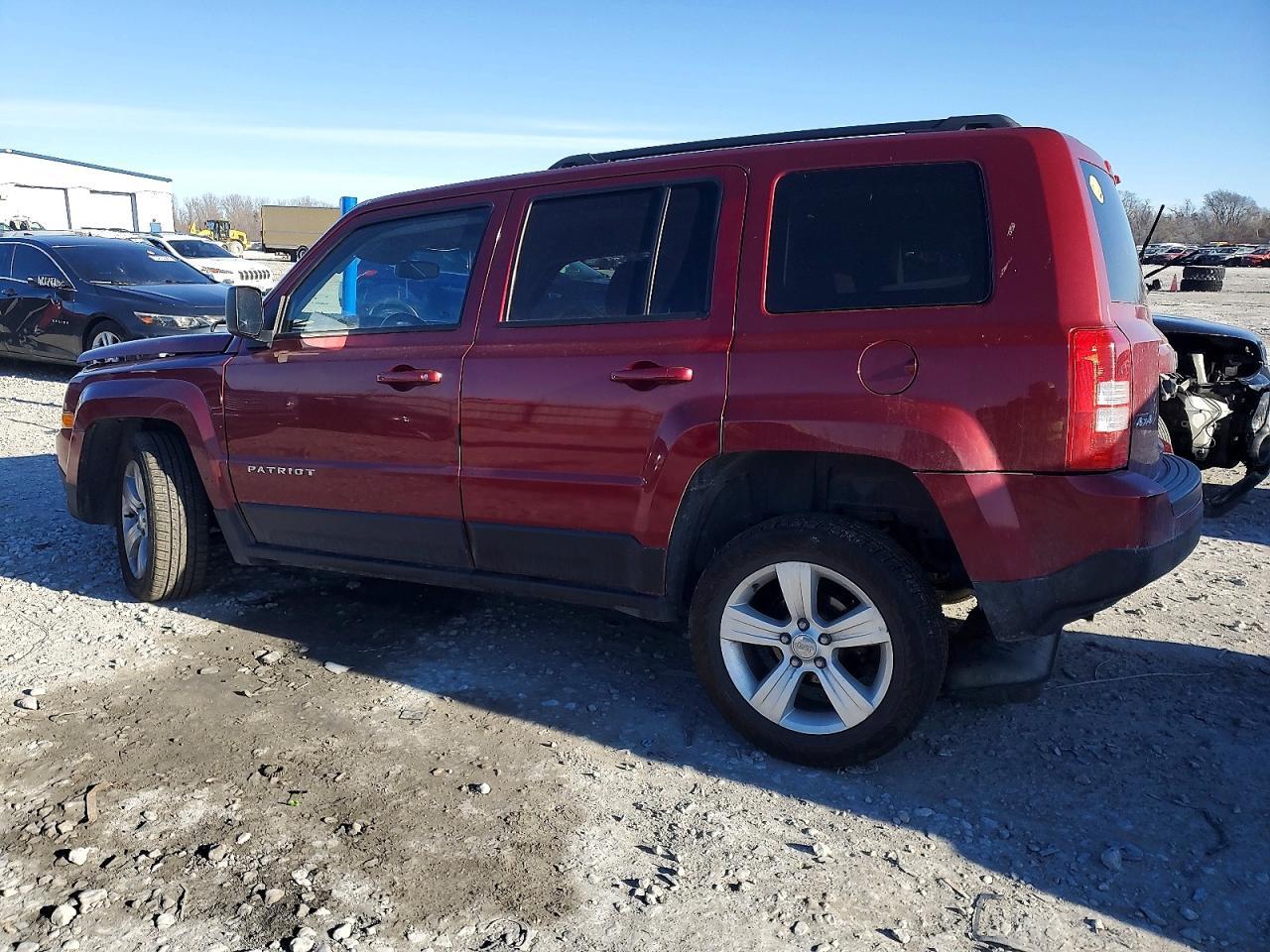 2016 Jeep Patriot Latitude - Фото 2