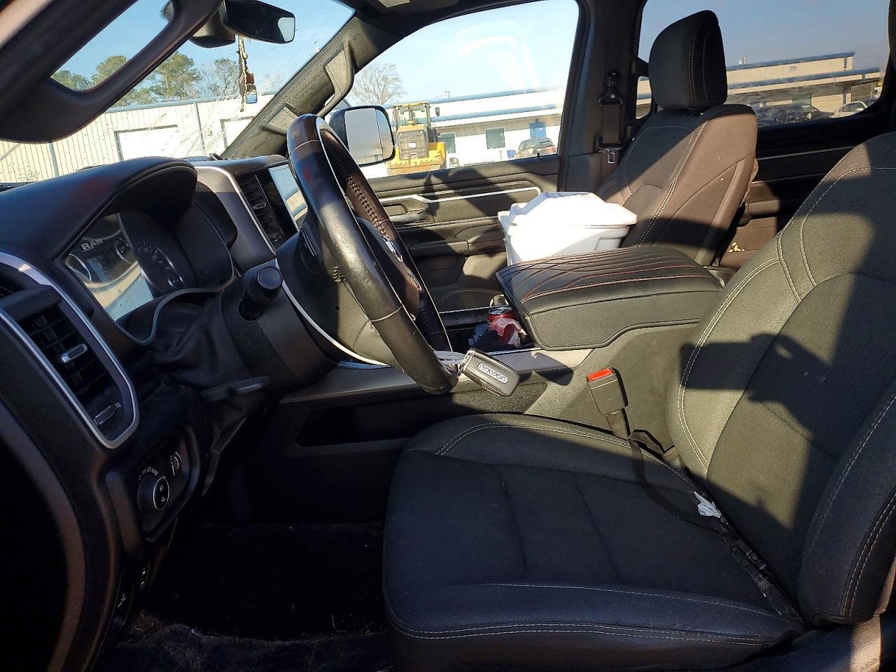 2020 Ram 1500 - Фото 7