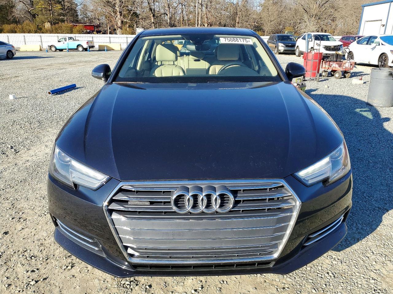 2017 Audi A4 Premium - Фото 5