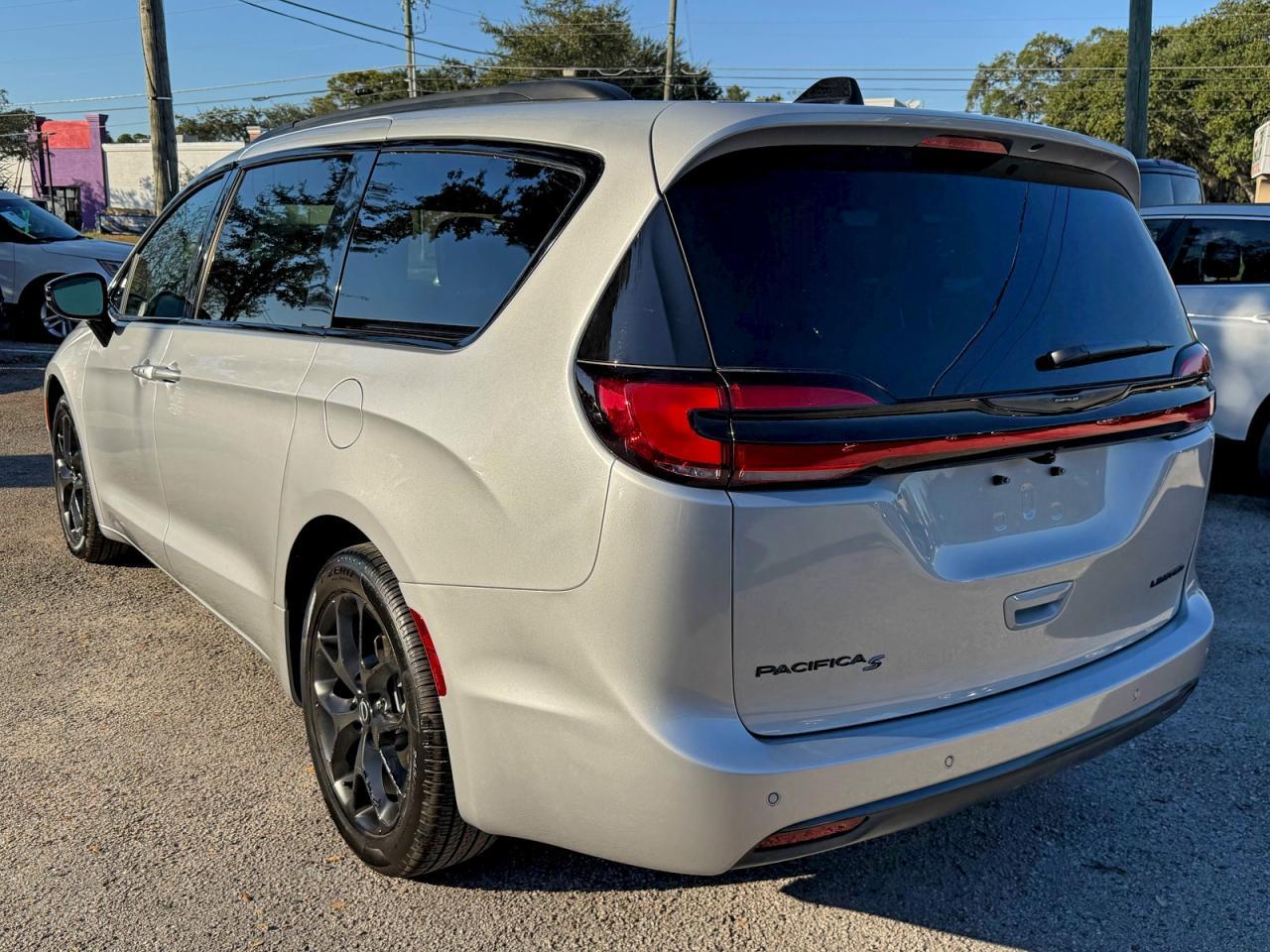 2026 Chrysler Pacifica Limited - Фото 3