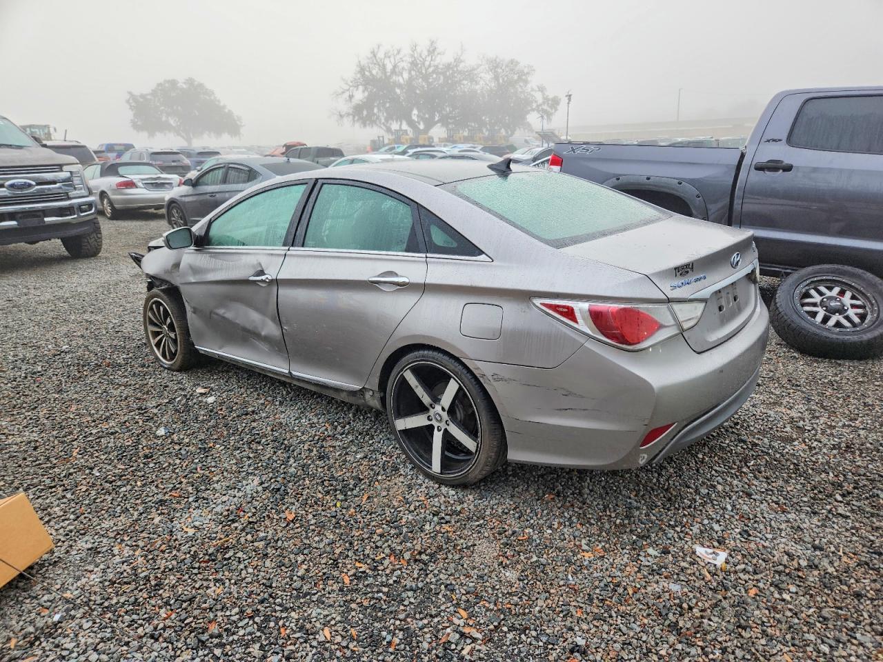 2011 Hyundai Sonata Hybrid - Фото 2