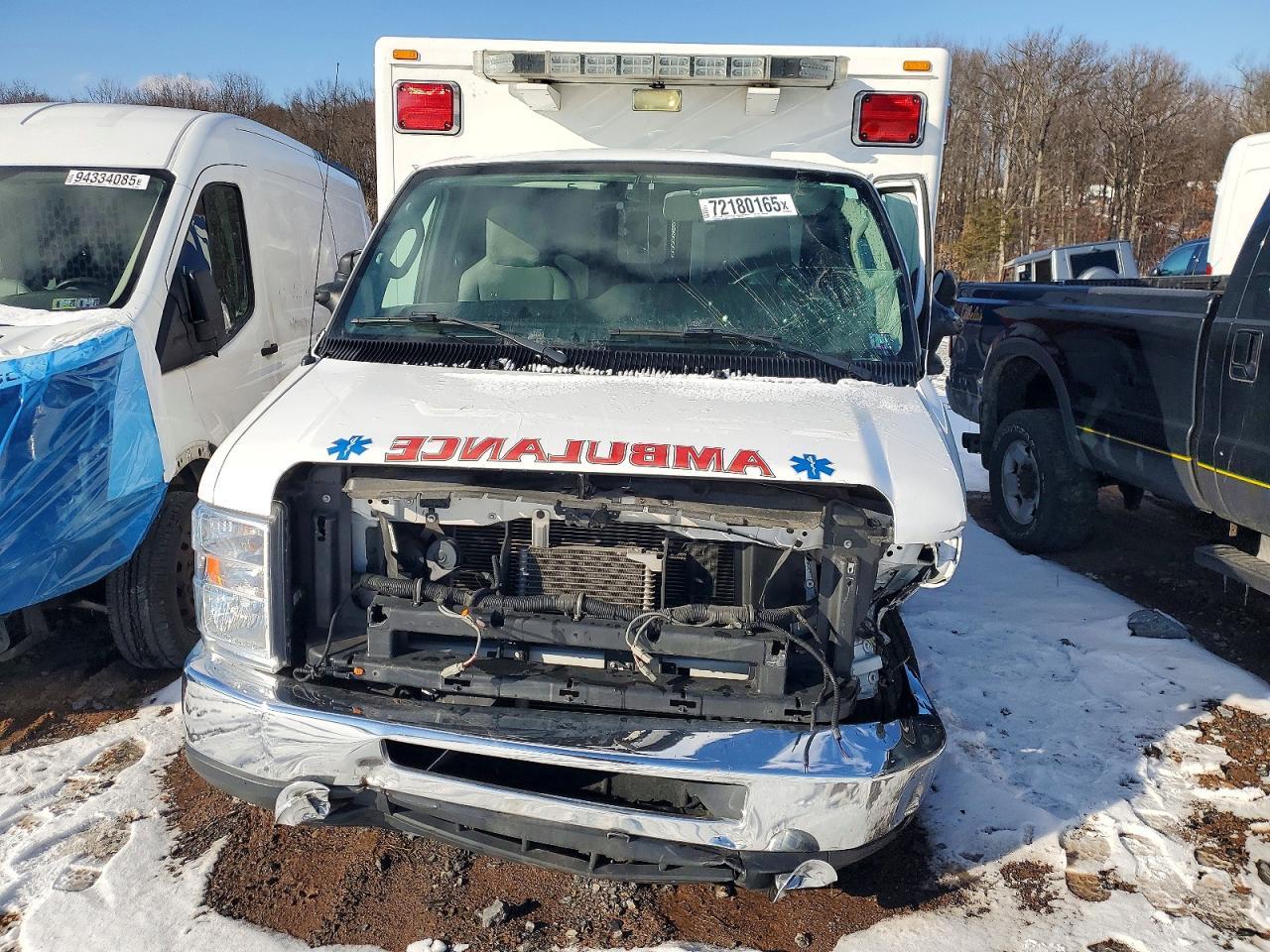 2019 Ford E350 Ambulance - Image 5